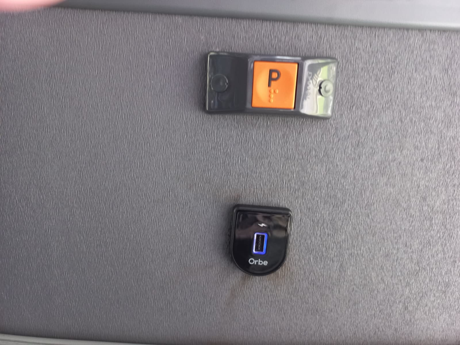 Tipos de ônibus rodoviário: convencional, executivo, semi-leito, leito e leito-cama